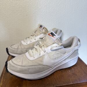 Nike WAFFLE DEBUT Women's size‎ 10 White Beige DH9523-100 Athletic Sneaker Shoes